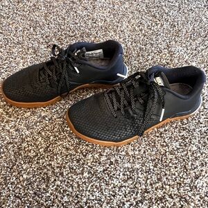 Black gum Nike metcon 4